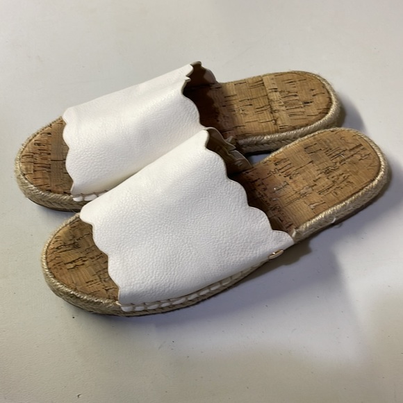 White leather slides size 5 - Picture 3 of 3